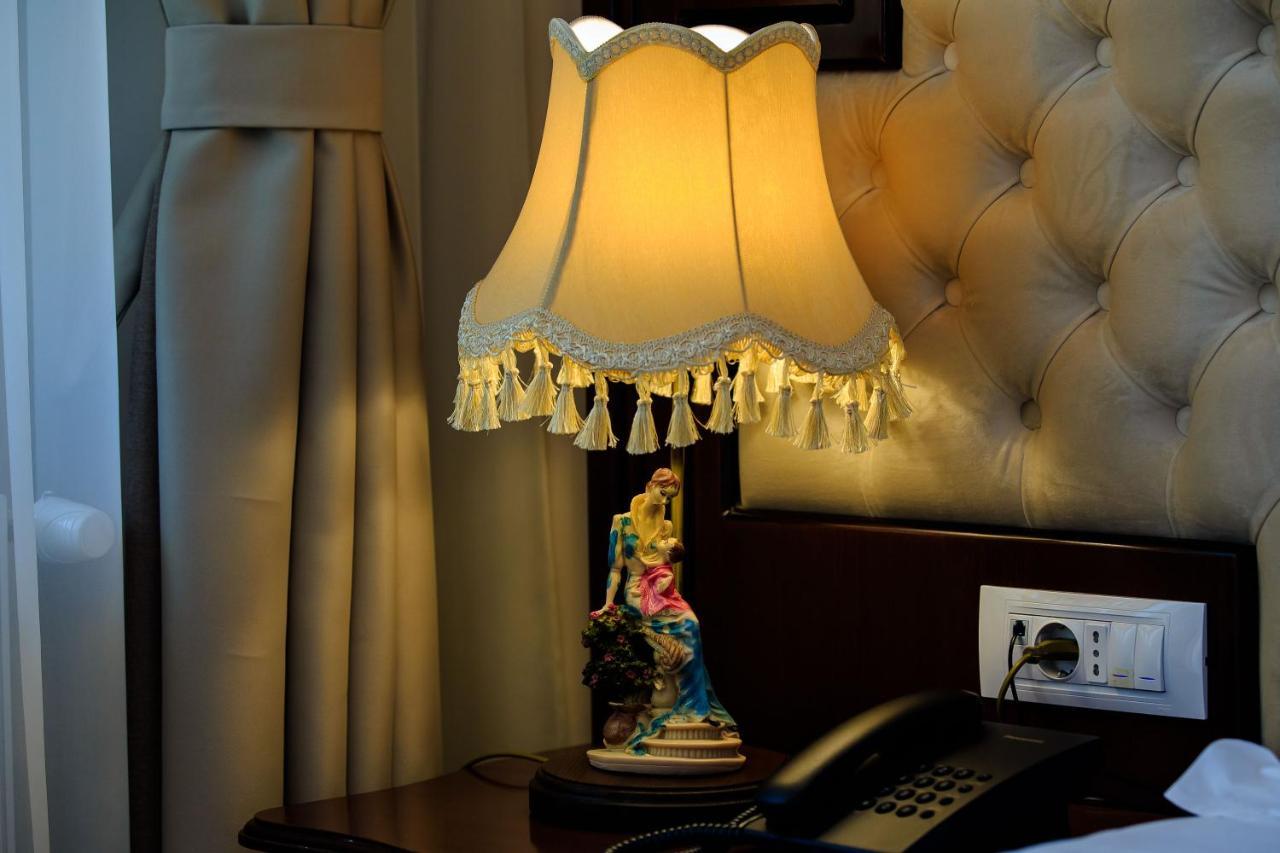 La Casa Cu Stuf Hotel Baldovinesti ภายนอก รูปภาพ